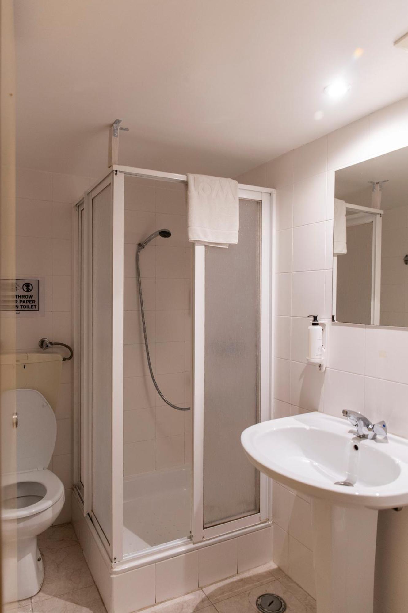 Chambre Double avec Salle de Bains Privative